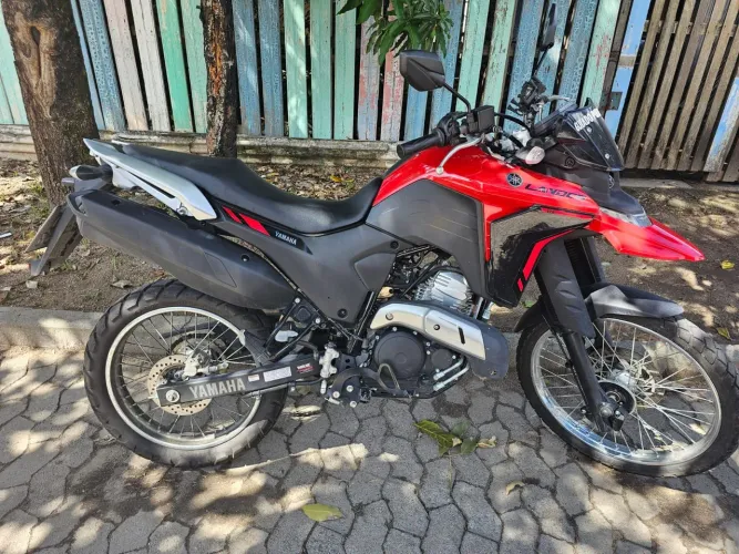 Vendo ou Troco por Carro