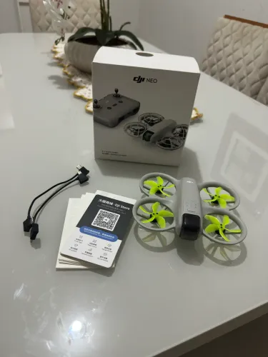 Drone dji neo 1 standard sem controle 