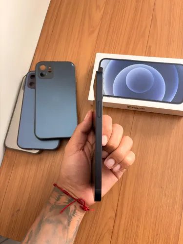 iPhone 12 64GB