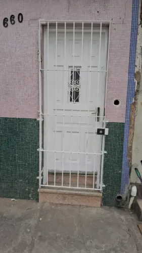 Sobrado para aluguel possui 100 metros quadrados com 3 quartos em Barra Funda - São Paulo
