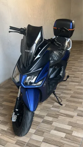 Moto elétrica Veloster stake