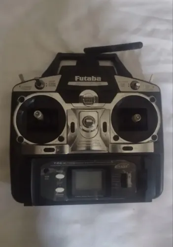 Rádio Futaba 6EX-2,4 GHz 6 canais - FASST Sistema de rádio controle para aeromodelos