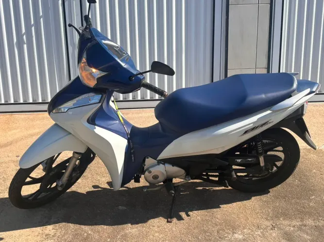 Moto Biz zerada 2023
