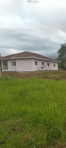 Chácara no Rio Cachoeira, em frente a rodovia com 28.000m² em Antonina -PR