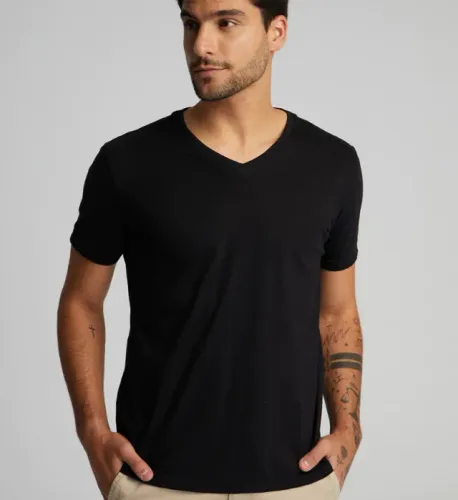 Camiseta Pima Gola V Preta GGG Masculina