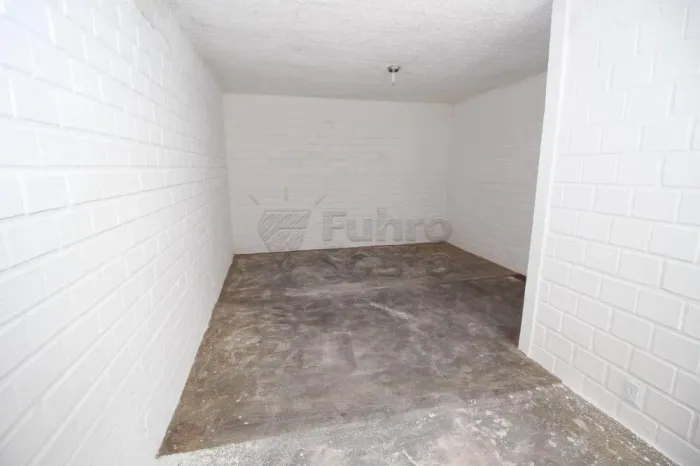 Comercial Sala em Condomínio em Pelotas
