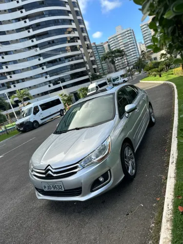 Citroen C4 Lounge Exclusive 1.6 Turbo Flex Aut. 2015