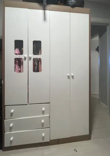 Guarda roupa duas portas