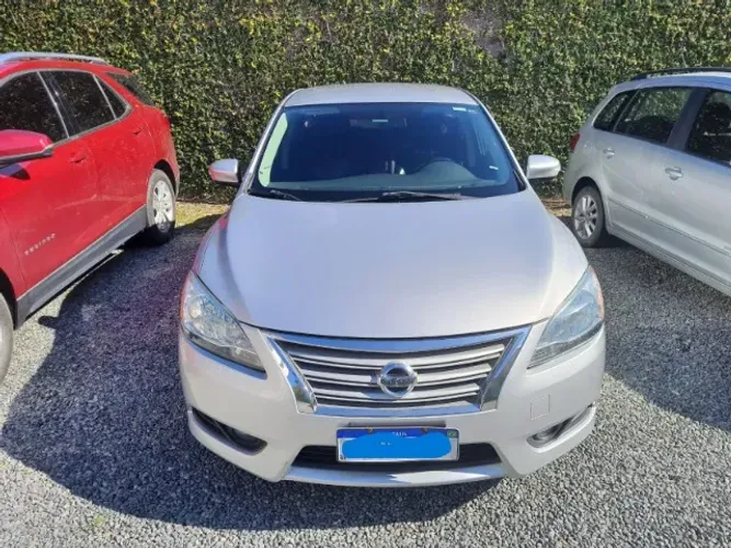 Nissan Sentra SL 2.0/ 2.0 Flex Fuel 16V Aut. 2016