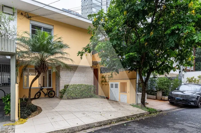 Casa de Vila para locação no Itaim Bibi