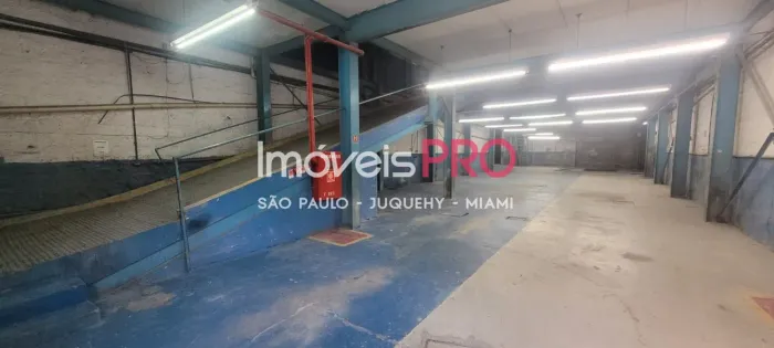 Ponto comercial em Moema Índios com 825m² em rua movimentada