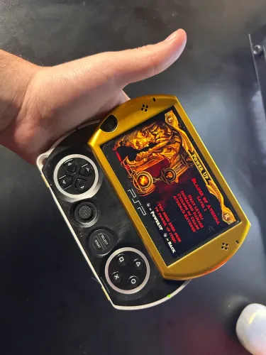 PSP GO