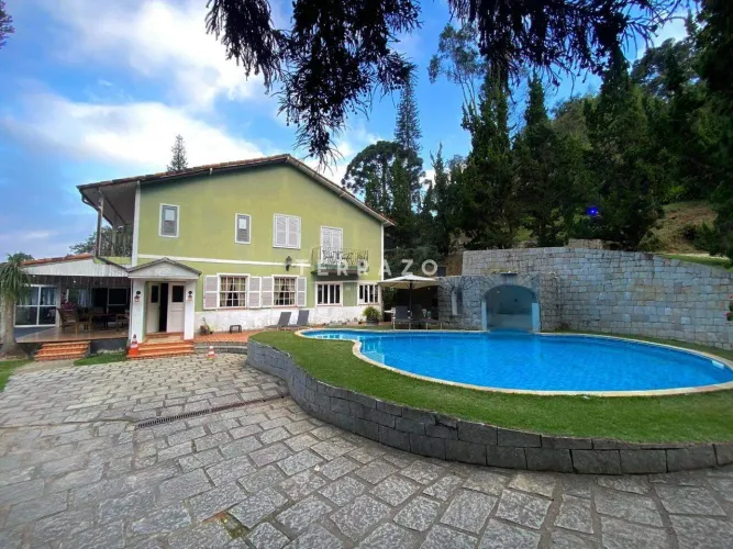 Refúgio na Serra: Conforto, Natureza e Excelente Potencial Comercial & Residencial