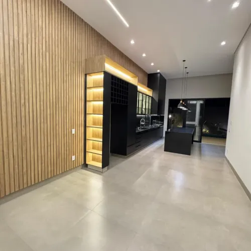 Casa completa no Condominio Vivendas da Mata | Só aqui na Imobiliária Rosa e Rangel