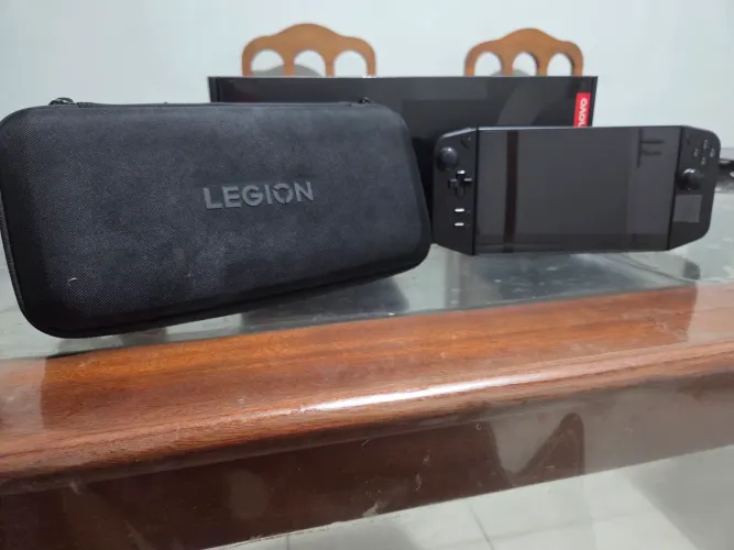 Legion go Z1 Extreme 16gb RAM e 512gb 