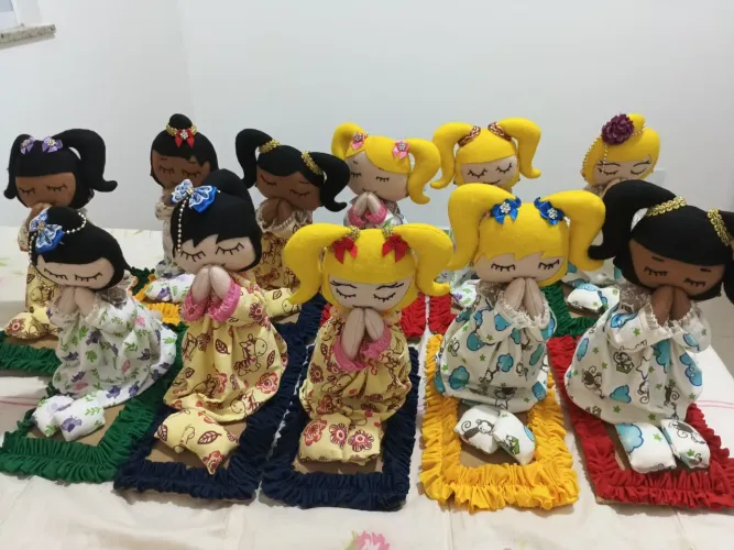 Peso de porta anjo artesanal 