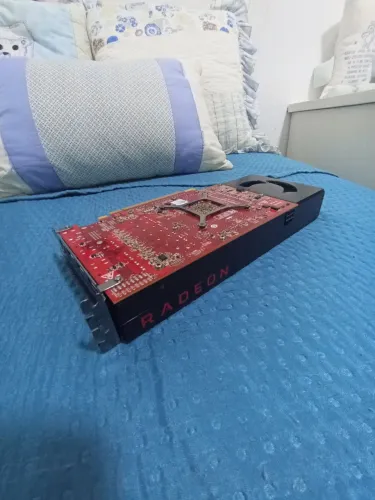 Placa de Vídeo AMD Radeon RX 570 4GB - Para Conserto/Peças