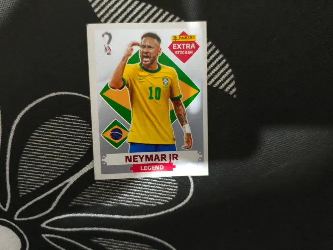 Figurinha extra prata Neymar copa 2022