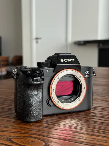 Sony a7Riii usada e conservada