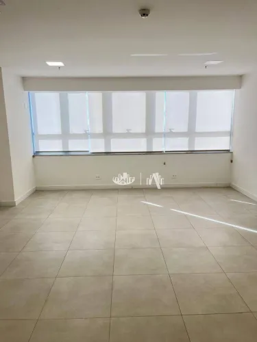 Sala para alugar, 39 m² por R$ 3.971,22/mês - Gleba Palhano - Londrina/PR