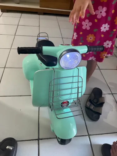 Carro de passeio automático criança 