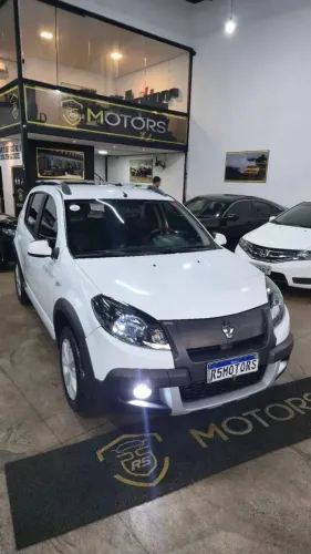Renault Sandero Stepway Hi-power 1.6 8V 5P 2014