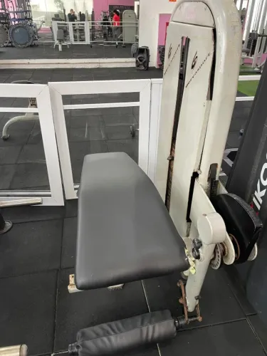 Lote de Equipamentos e Peças de Academia Usados - Praia Grande