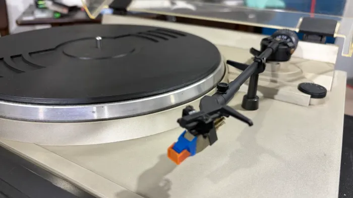 Toca discos Gradiente S126