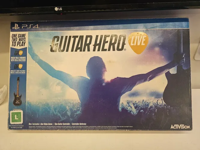 Vendo ou troco acessórios para PS3/PS4