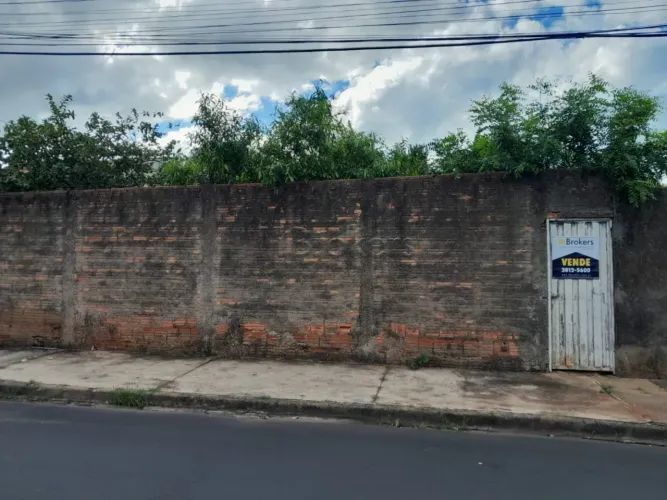 Terreno Padrão em São Manuel