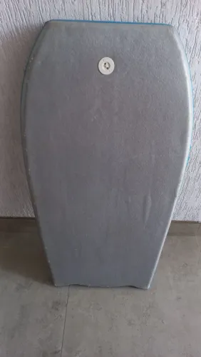 Prancha Surf Radical cinza T. 1,00 X 0,52 cm 