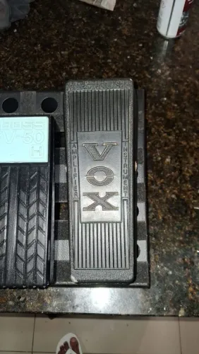 Pedal whawha vox