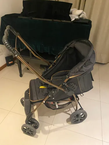 Vendo carrinho de bebê galzerano Milano reversivel