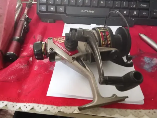 Molinete pesca Daiwa  modelo MG2650H