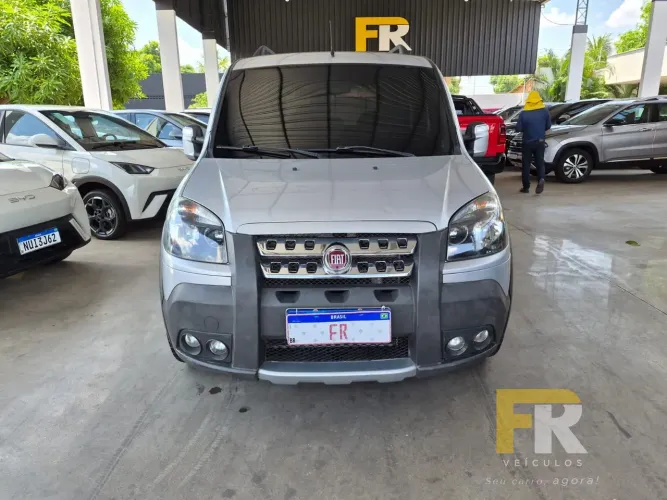 Fiat Doblo Adv. Xingu 1.8 Flex 16V 5P 2014