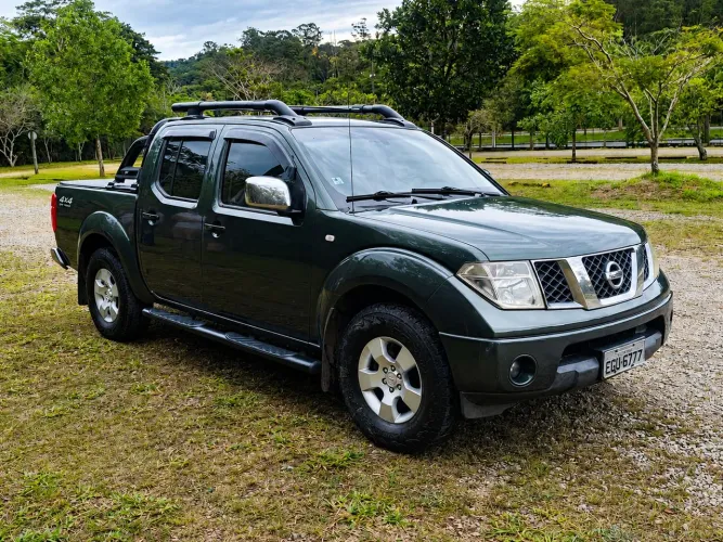 Nissan Frontier LE CD 4X4 2.5 TB Diesel Aut. 2009