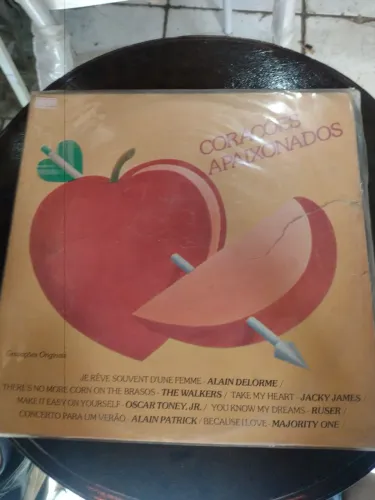 Disco Vinil LP - Corações Apaixonados