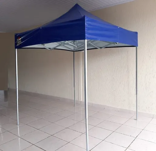 Tenda 2x2 pouco uso