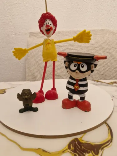 Linha McDonald's dos anos 90 e 2000