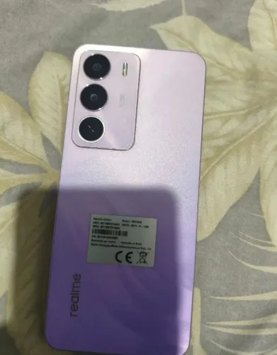 realme c73