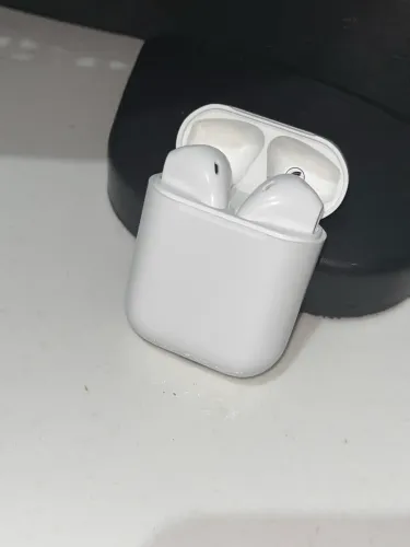Fone de ouvido i12 funcionando somente de um lado
