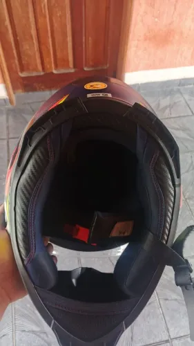Capacete