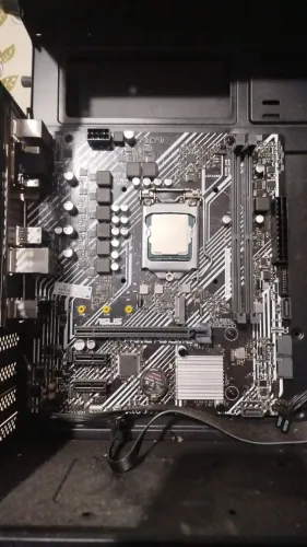 Placa mãe ddr4  com USB em curto