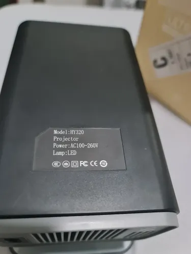 Projetor HY320