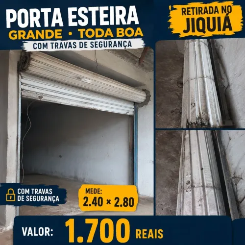 Porta esteira grande toda boa. Com as travas de segurança. Mede 2.40 × 2.80