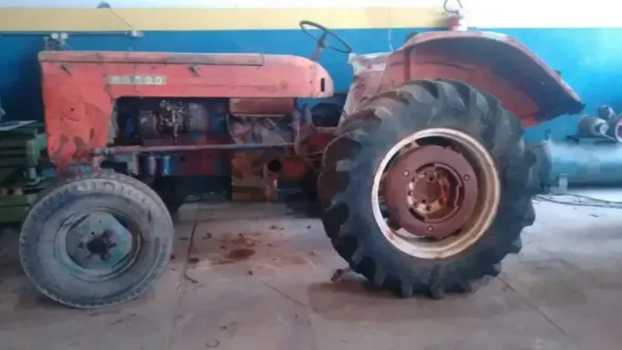 Trator Malves Md 700 (Usado)