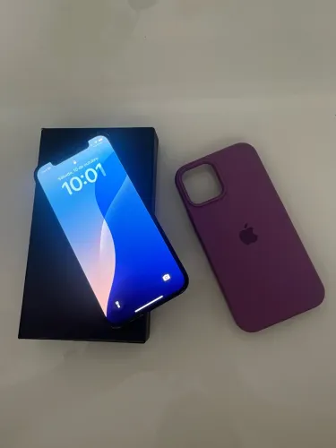 iPhone 12 - 64GB