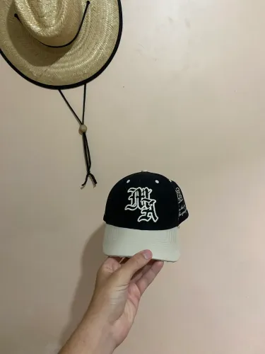 Boné AMIRI