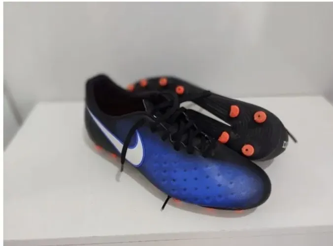 Chuteira nike