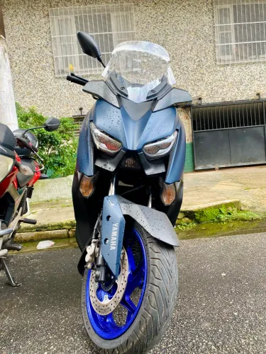 YAMAHA XMAX 250 ABS 2023- abaixo Fipe